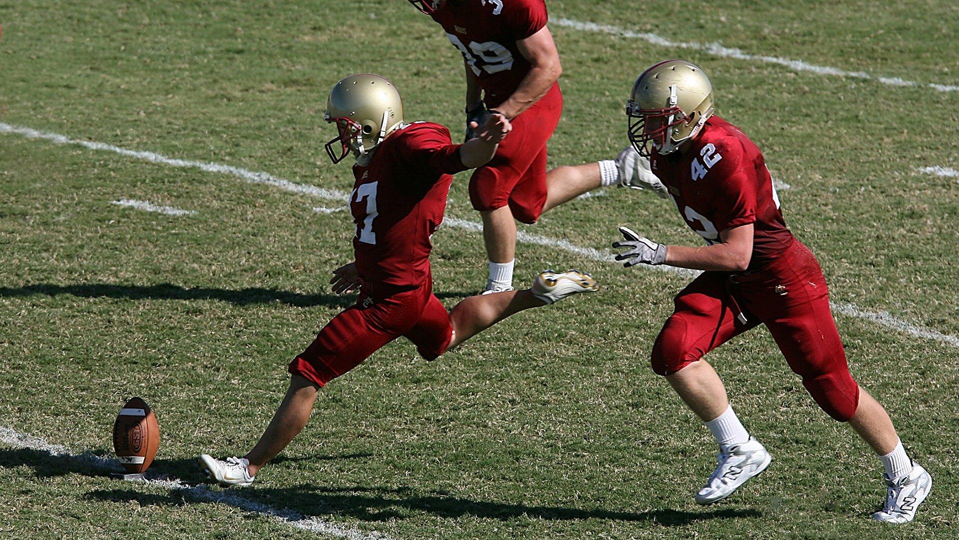 纳达尔鏖战五盘险胜德约科维奇 法网半决赛上演史诗级对决